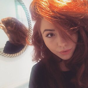 Hayley De Sola Pinto leaked photo #46
