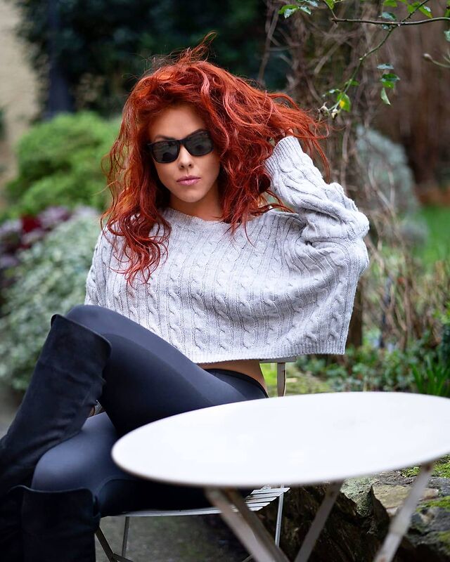 Hayley De Sola Pinto leaked photos