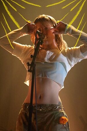 Hayley Williams leaked photo #97