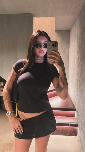 Hazal Bayazit leaked photo #2