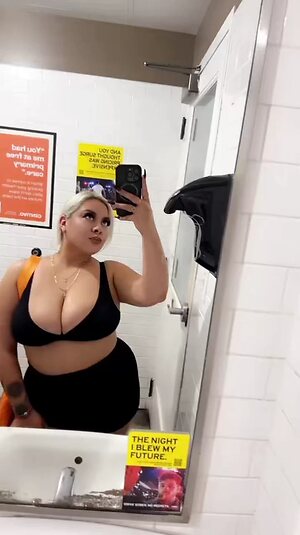 Maryyy Hdez leaked photos