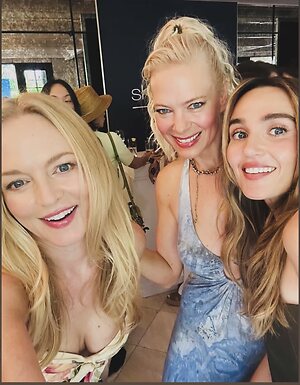 Heather Graham leaked photo #13