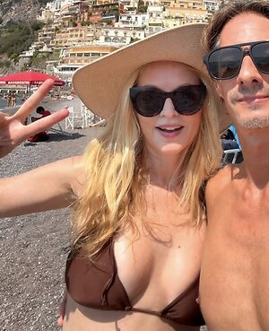Heather Graham leaked photo #19