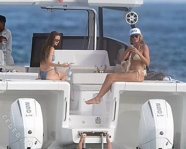 Heidi Klum Nude Leaked Photo #228