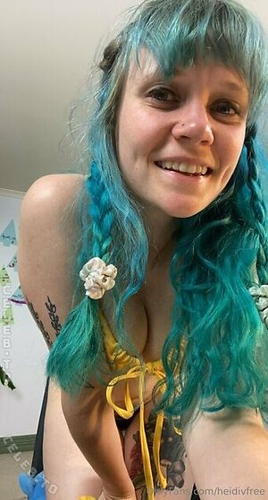heidiv Nude Leaked Photo #7
