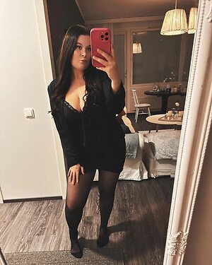 Set 4 — 10 photos