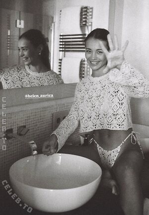 Helen Aurica Nude Leaked Photo #29