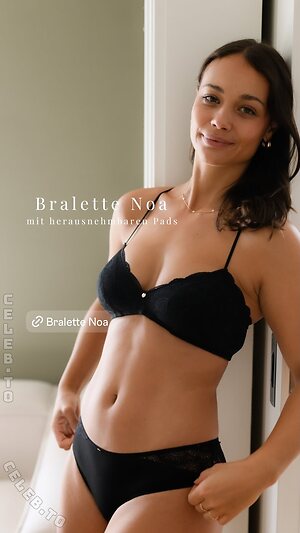 Helen Aurica leaked photo #98