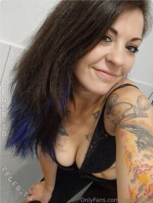 Helen Nude Leaked Photo #23