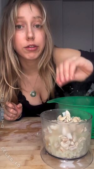 Helenaastoll Nude Leaked Photo #7