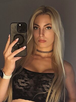 helenakingsoul leaked photo #8
