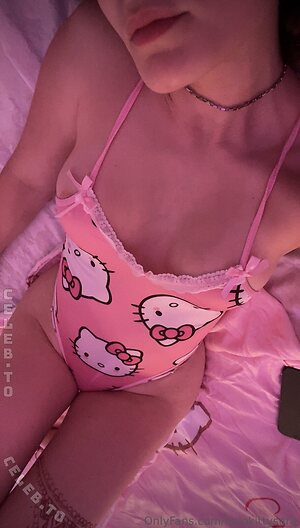 hellokittysara Nude Leaked Photo #15