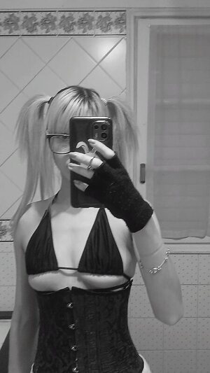 Hellou Pony Nude Leaked Photo #2