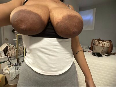 HELOVEDAII leaked photo #3