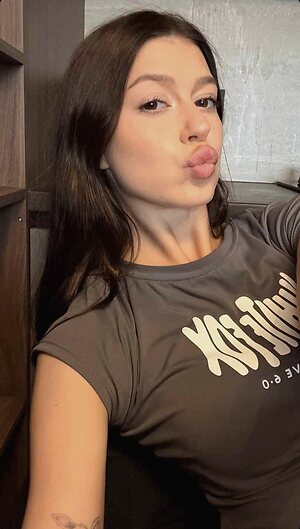 Help to find her name