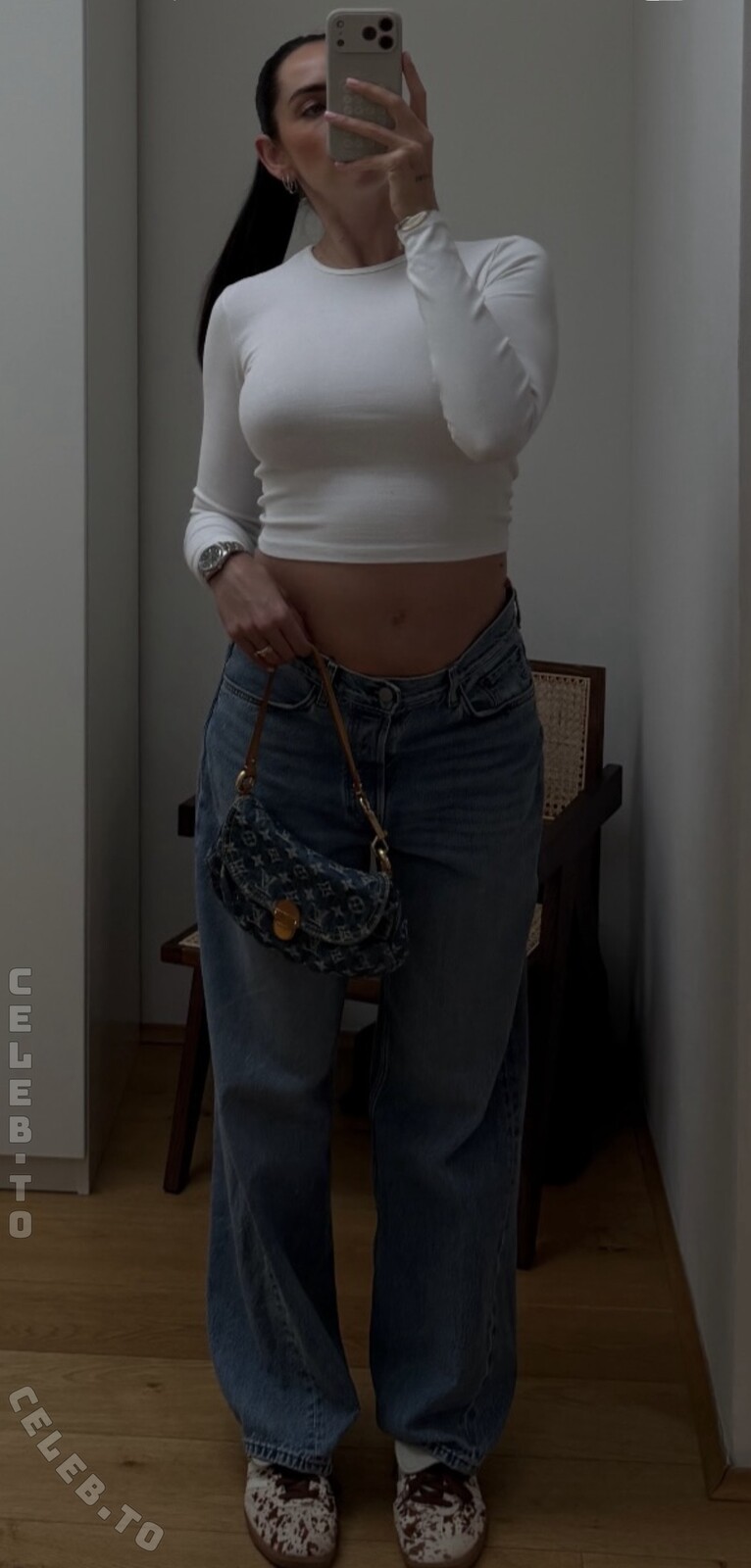 herstoryfeed photo