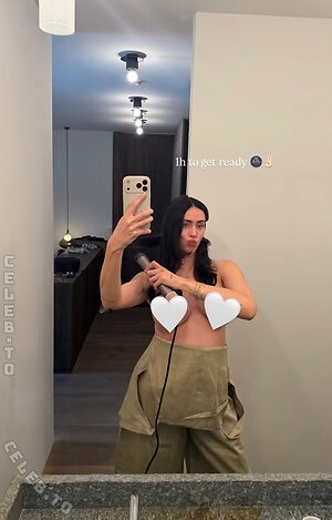 herstoryfeed photo