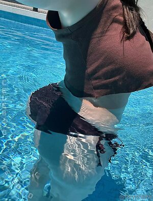 heyimbee Nude Leaked Photo #4