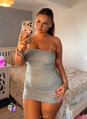 heyitsjules leaked photo #32