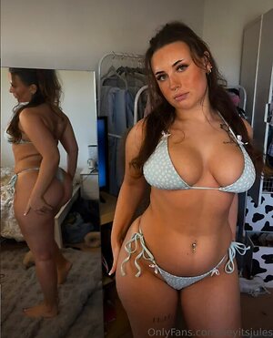 heyitsjules leaked photo #73