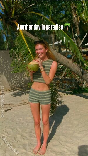 Heylea Nude Leaked Photo #4