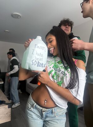 highkey.kira leaked photo #5