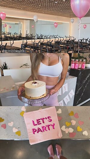 @hi.julier] leaked photo #5