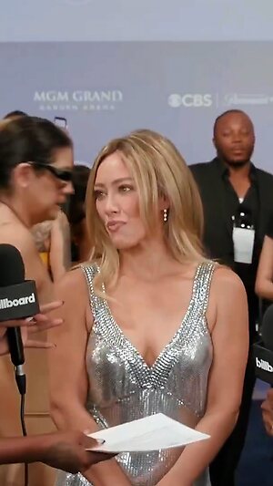Hilary Duff Hot leaked photo #28