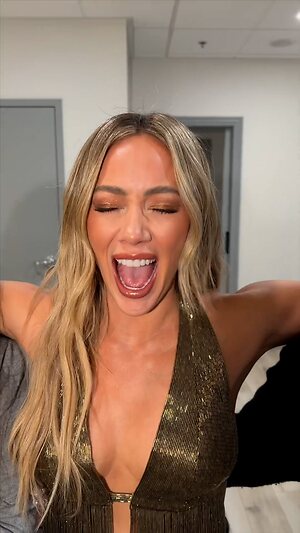 Hilary Duff Hot leaked photo #45