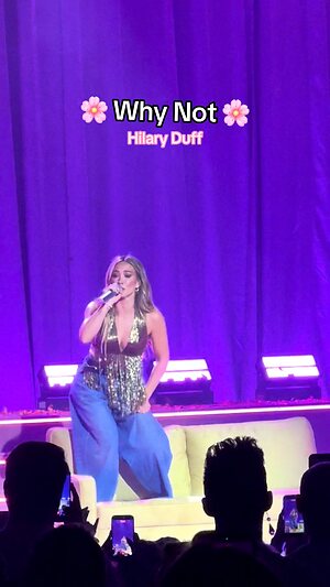 Hilary Duff Hot leaked photo #53