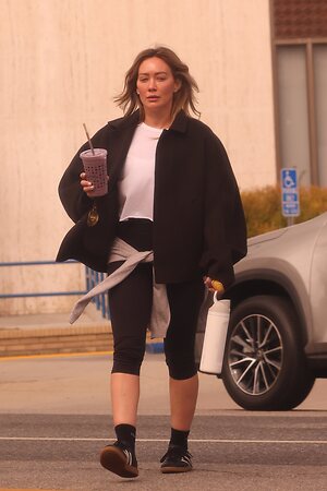 Hilary Duff leaked photo #161