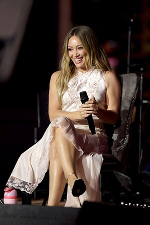 Hilary Duff leaked photo #224