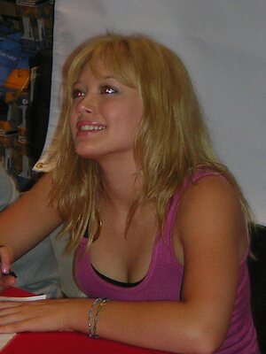Hilary Duff leaked photo #336