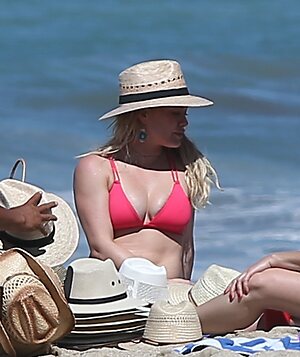 Hilary Duff leaked photo #426