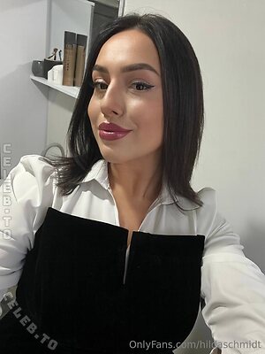 Hilda Schmidt Nude Leaked Photo #35