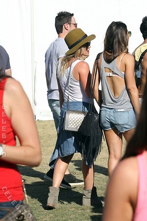 Hillary Duff Nude Leaked Photo #3