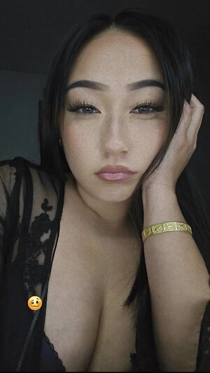Hmong omgwtfpaa leaked photo #4