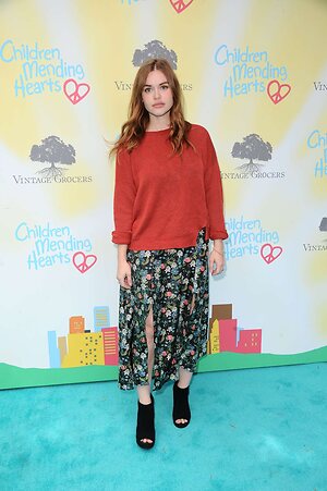 Holland Roden leaked photo #9