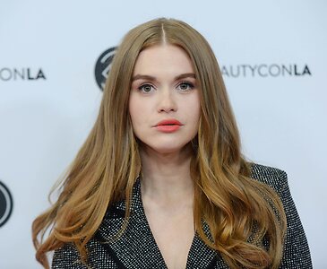 Holland Roden leaked photo #13