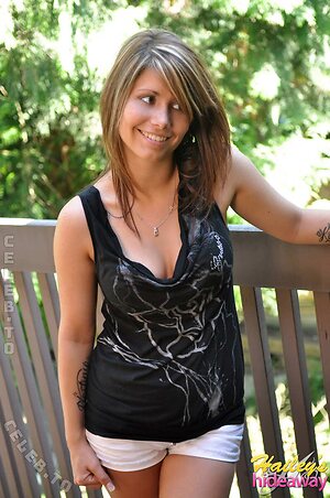 Holland Watts photo