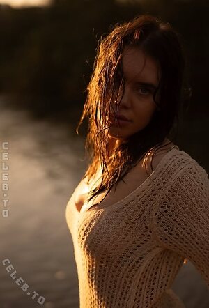 Hollaura Nude Leaked Photo #5