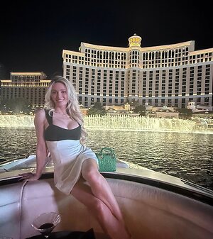Holly Madison leaked photo #26