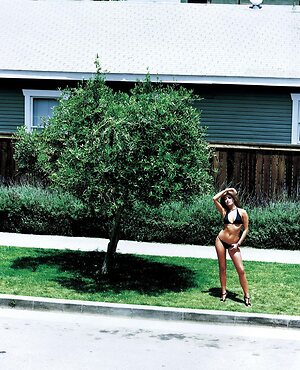 Holly Valance leaked photo #7