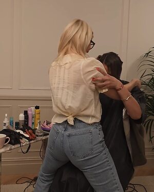 Holly Willoughby leaked photo #3