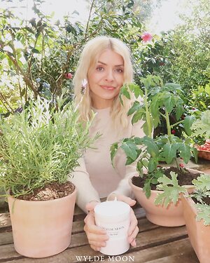 Holly Willoughby leaked photo #5