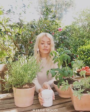 Holly Willoughby leaked photo #6
