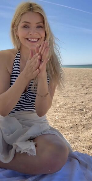 Holly Willoughby leaked photo #125