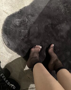 Hollyloly Nude Leaked Photo #84