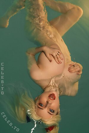 Hologana Nude Leaked Photo #72