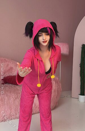 Hologana Nude Leaked Photo #140